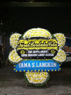 Papan Bunga Duka di Langowan Barat