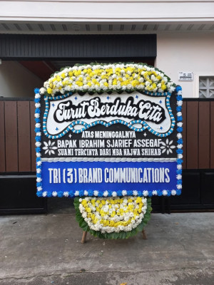 Papan Bunga Duka di Langowan Barat